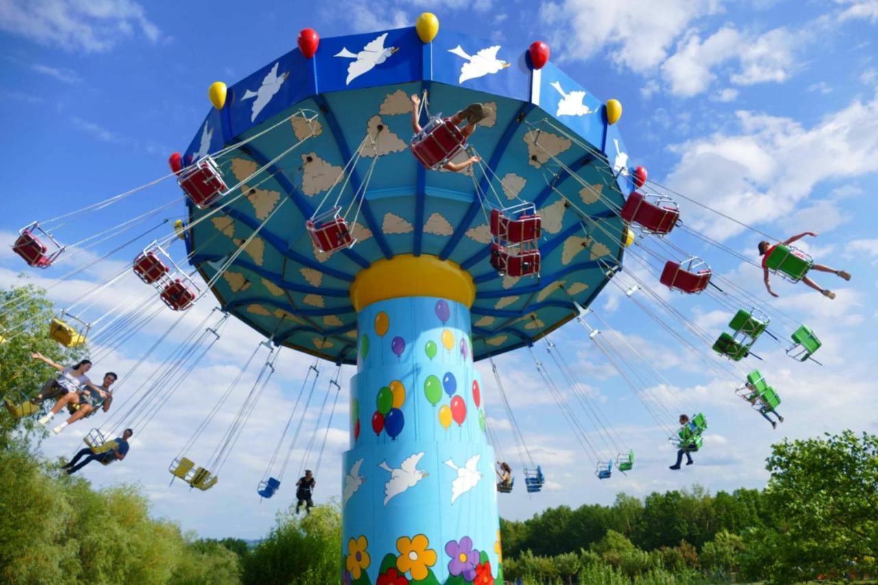 Hotel Am Sonnenlandpark Lichtenau  Zewnętrze zdjęcie